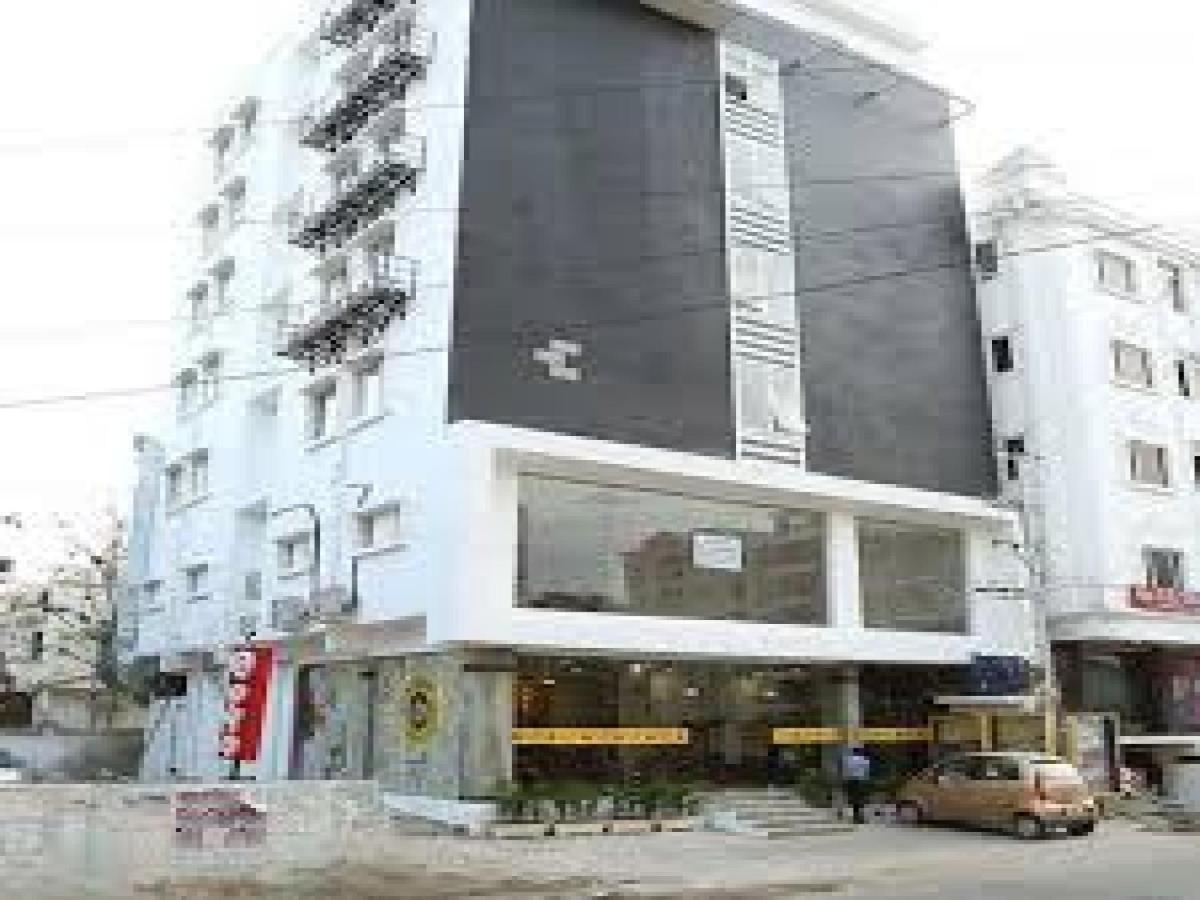 La Riviera Suites Madhapur Hyderabad Exterior photo